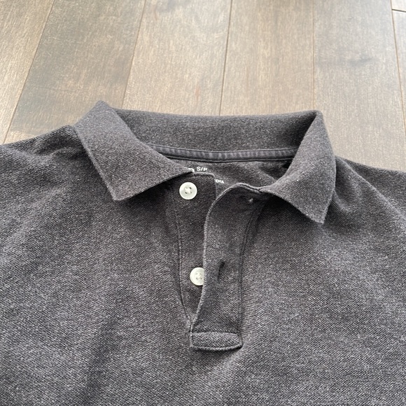 GAP Men's Dark Grey Polo Short Sleeved Button Collar T-Shirt - Picture 4 of 10